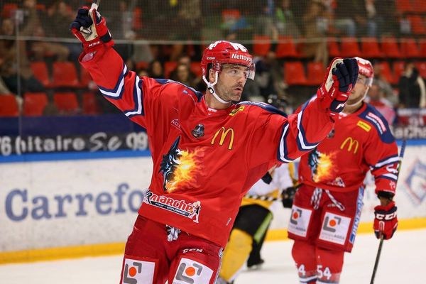 Alexandre Giroux a inscrit un magnifique triplé face à Strasbourg samedi soir.