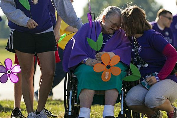 Chaque année, 224 000 nouveaux cas de la maladie d'Alzheimer sont détectés.