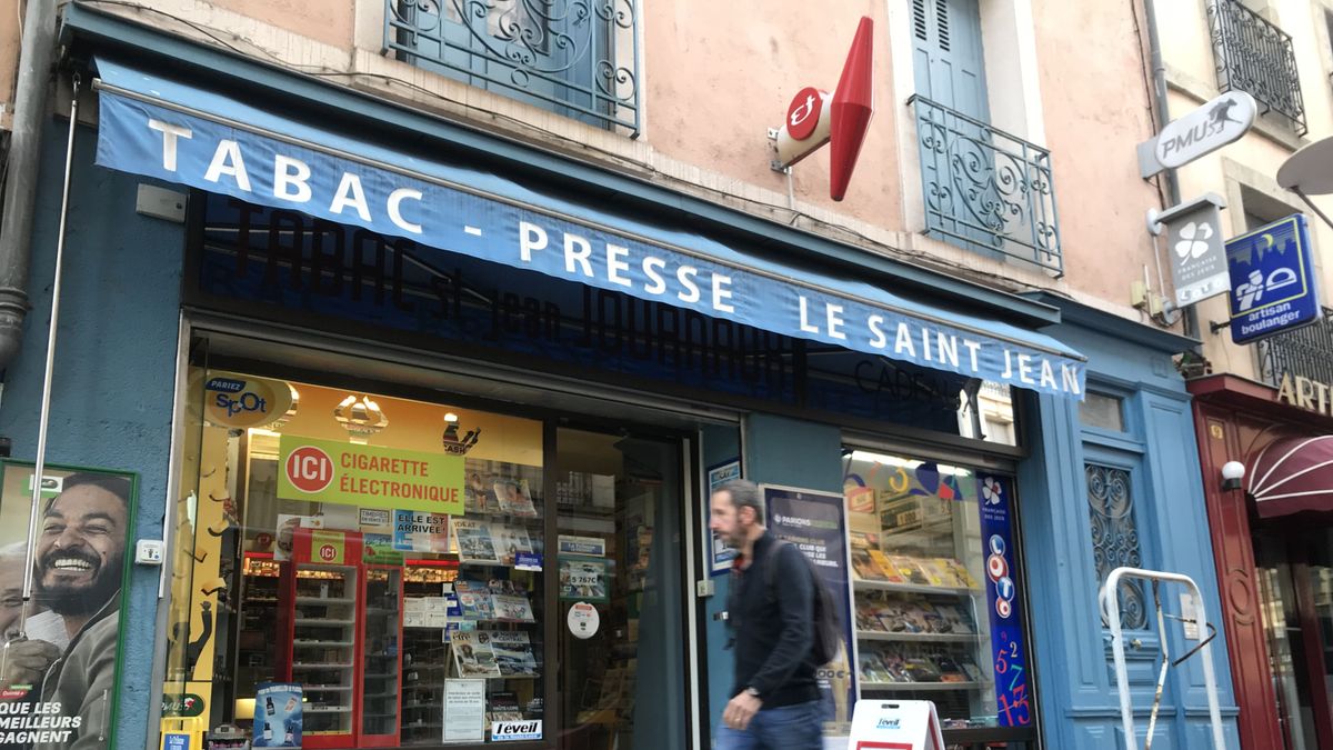 Le Puy En Velay Le Braquage Du Bureau De Tabac St Jean Etait Un Coup Monte