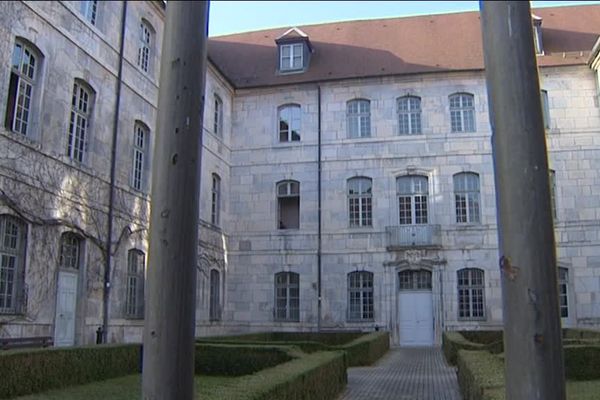 La présidence de l'université à Besançon 