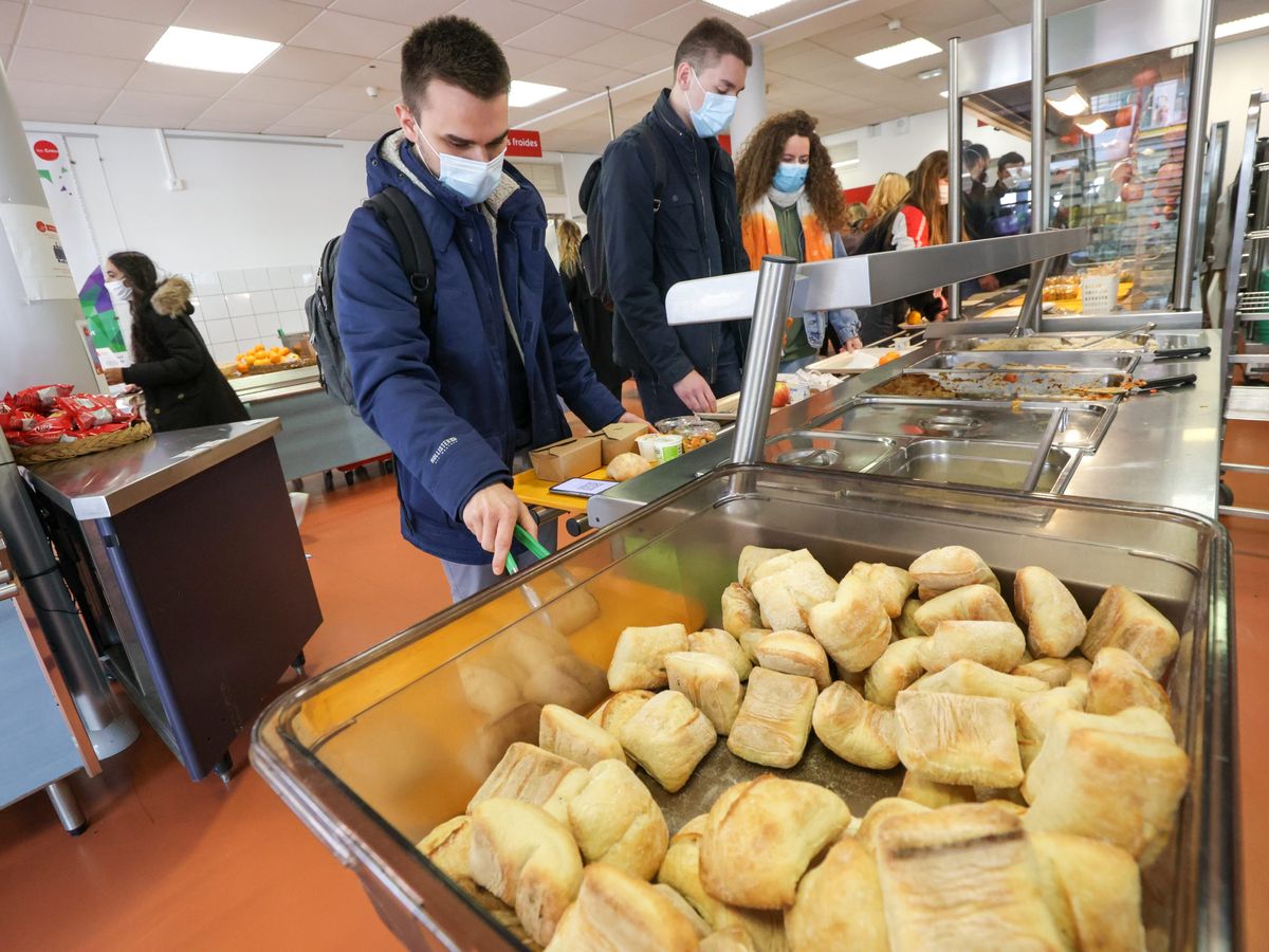 Réforme des retraites, repas Crous à 1 euro, précarité : à Bordeaux, la  jeunesse crie son ras