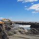 Sur la plage de Carnon, des travaux de réenssablage pour lutter contre l'érosion ont actuellement lieu.