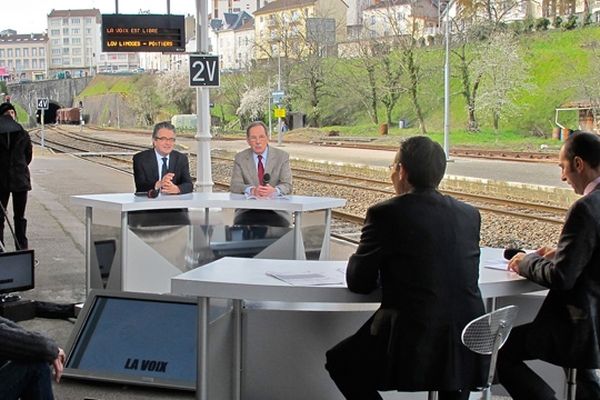 Enregistrement de l'émission La voix est libre Hors-série LGV diffusée samedi 23 mars à 11h30 avec Alain Clayes, Maire de Poitiers et Alain Rodet Maire de Limoges