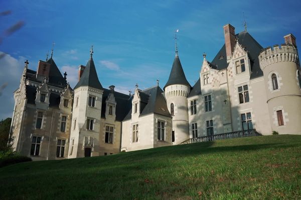 Le château de Candé sous lesoleil de la Touraine