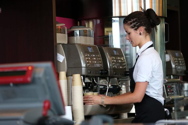 1 étudiant sur 5 occupe un emploi à côté de ses études dans les Hauts-de-France.