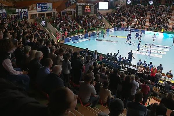 Le match s'est joué à Beaublanc dans un palais des sports presque rempli.      