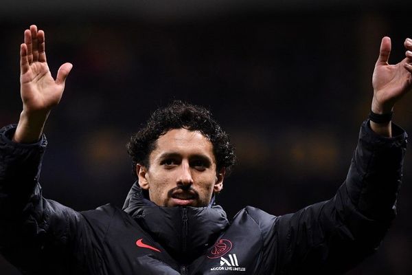 Le défenseur du PSG Marquinhos s'est blessé à la jambe et a été arrêté pour trois semaines.