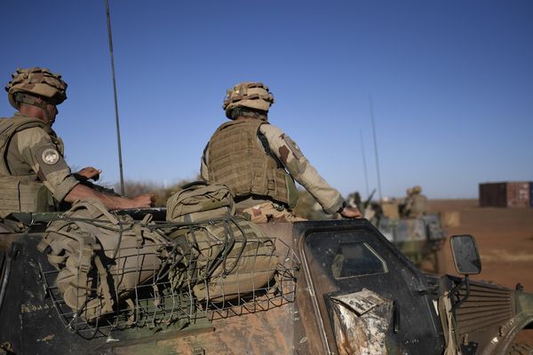 Un soldat français du 6e régiment du génie d'Angers a trouvé la mort près d'Hombori, au sud-est du Mali.