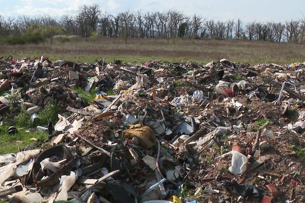 Décharge sauvage à Andrézieux-Bouthéon - Mars 2024