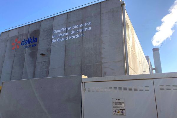 La chaufferie paille installée dans le quartier du Dolmen est à l'arrêt depuis novembre 2021.