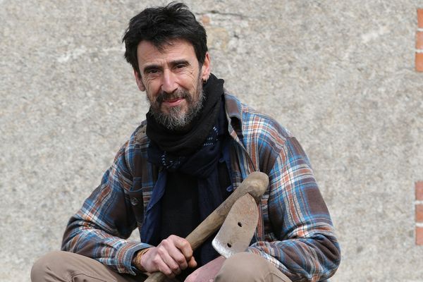 Xavier Mathias à la Ferme de La Bourdaisiere (Montlouis-sur-Loire), l'une des pionnières de Fermes d'avenir. 