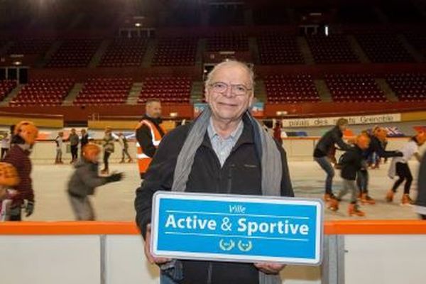 Sadok Bouzaiene est l'adjoint aux Sports du maire de Grenoble. 