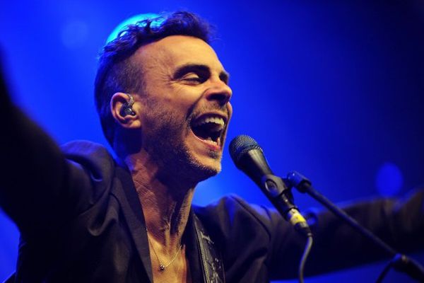 Asaf Avidan sur la scène du W, au Printemps de Bourges, le 27 avril 2015.