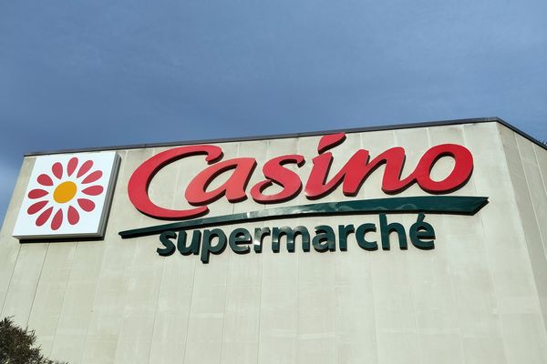 Au lendemain d'une mobilisation dans les entrepôts logistiques du groupe Casino, l'heure n'est plus vraiment au combat dans les super et hypermarchés. Pour un délégué syndical de la Loire "les salariés pensent tout est plié. Pour la quasi totalité des gens chez nous, une grève n'y changera rien".