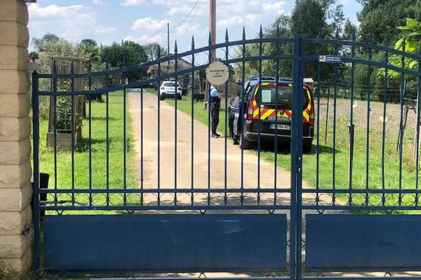 La gendarmerie mène une opération, mardi 20 juillet, au sein de la Maison des seniors, à Septfonds dans le Tarn-et-Garonne, depuis le début de matinée.