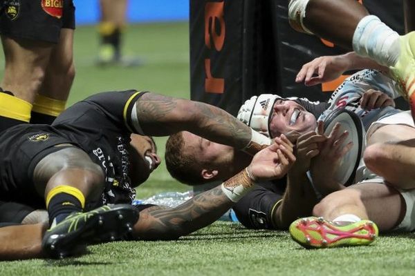 Le Stade Rochelais mis à terre par le Racing 92 qui a gagné 50 à 14.