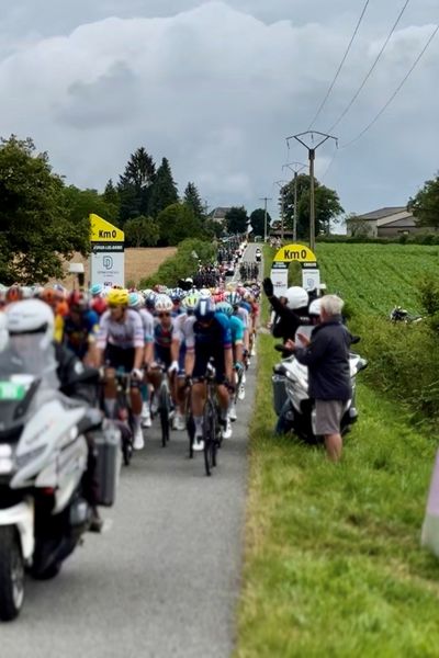 KM Zéro, départ du Tour de France d'Evaux-les -Bains pour la 11ᵉ étape dur Tour 2024