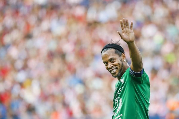 C'est un ancien joueur du Grésilles FC qui a demandé à Ronaldinho de réaliser la vidéo.