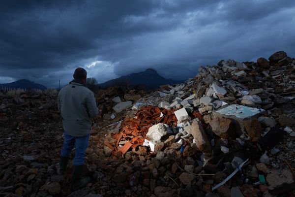 La cour d'appel d'Aix-en-Provence a confirmé ce mercredi les condamnations contre la "mafia des déchets", qui a déversé des milliers de tonnes de gravats sur la Côte d'Azur (illustration).