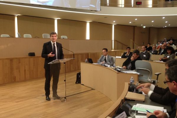 Arnaud Montebourg au Conseil Régional devant "les décideurs économique et acteurs de l'innovation en Rhône-Alpes" 