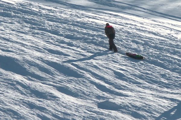 Créée en 1963 à Morbier (Jura), la station des Gentianes est en première ligne face au réchauffement climatique