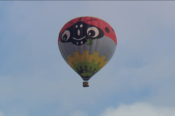 Le ballon, tributaire des vents