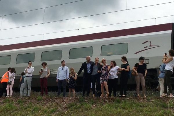 Les passagers du Thalys, en panne.