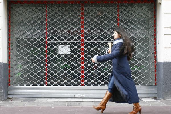 Les commerçants strasbourgeois se préparaient à ouvrir ce dimanche. Ils devraient laisser les rideaux fermés.