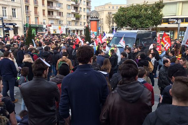 Rassemblement sur la place du Théâtre de Caen ce mardi après-midi