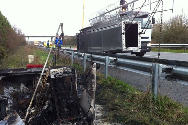 Le portique a été incendié dans la nuit du mercredi à jeudi.