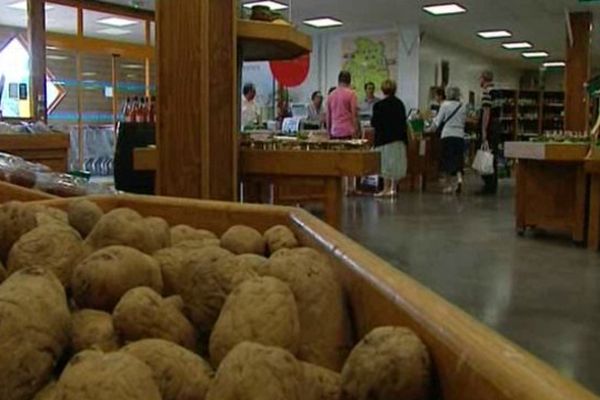 Vente directe des produits du Cher au Pré des fermes de Fussy