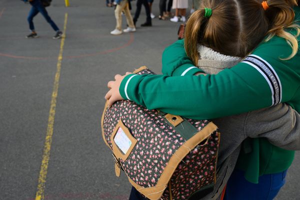 Tous les établissements scolaires de l'académie de Besançon seront fermés à partir du lundi 16 mars 2020 jusqu'à nouvel ordre. 