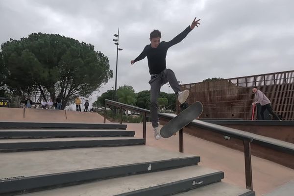 Le Skate-Park de Montpellier Grammont dispose d'une aire de 9 000 mètres carrés.