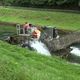 Deux fois par an, un bateau faucardeur nettoie le canal de Saint-Quentin de ses algues invasives.