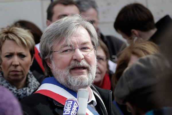 Le maire de Champigny, Dominique Adenot, est mort à l'âge de 64 ans, jeudi 5 avril.