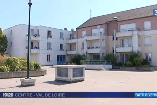 Les quatre personnes (dont deux frères) arrêtés en rapport avec l'affaire des bonbonnes de gaz habitent dans le quartier de Chateau Blanc à Chalette-sur-Loing (Loiret)