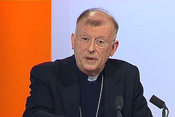 Mgr Roland Minnerath, invité de la Voix est Libre, le 15 décembre 2012