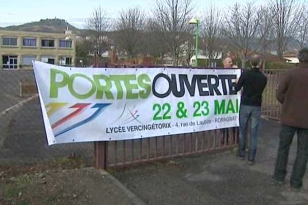 Plutôt qu'un mouvement de grève, le lycée professionnel de Romagnat a décidé d'organiser des journées portes ouvertes. En réponse aux menaces de fermeture, il veut prouver qu'il est capable de fonctionner et avec des filières uniques dans l'Académie.