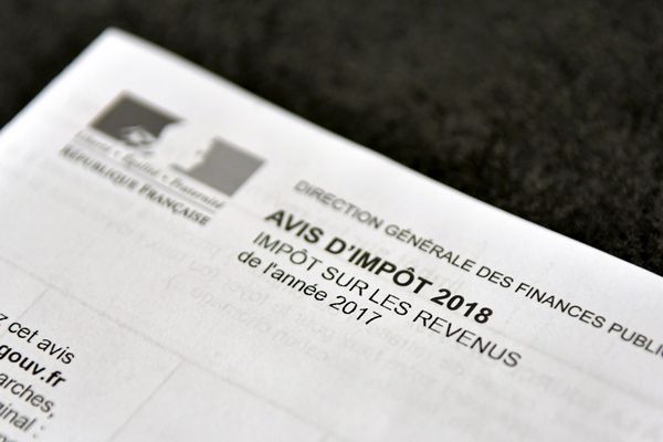 Le prélèvement des impôts à la source devait prendre effet en janvier 2019. Mais la mise en oeuvre de la réforme pourrait être compromise.