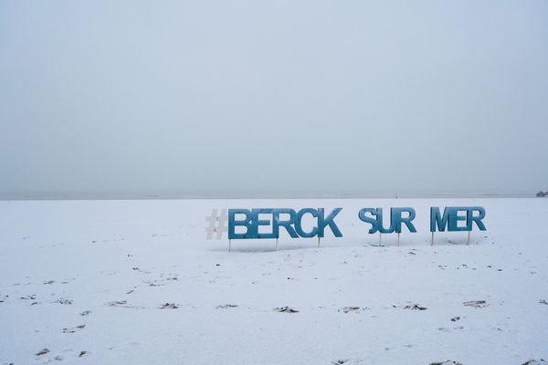 La plage de Berck-sur-Mer revêtue d'un joli manteau blanc, ce mercredi 8 janvier 2025.