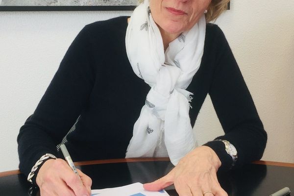 Illustration. Le maire de Digne-les-Bains, Patricia Granet Brunello.