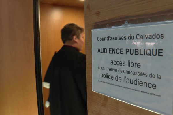 Le procès du meurtre de Nabil Abbel se déroule aux assises du Calvados du 17 au 24 janvier 2024.