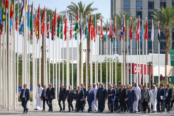 Arrivée des participants à la COP28 de Dubaï. Elle se déroule du 30 novembre au 12 décembre 2023 aux Émirats arabes unis.