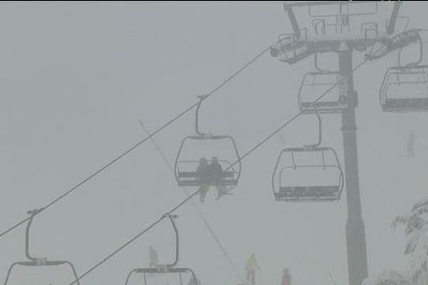 La météo mauvaise du début de saison n'a pas vraiment attiré les skieurs sur les pistes. 