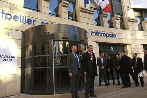 Montpellier - Philippe Saurel et Jean-Luc Moudens, président de Toulouse Métropole devant l'hôtel de la métropole - 12 janvier 2015.