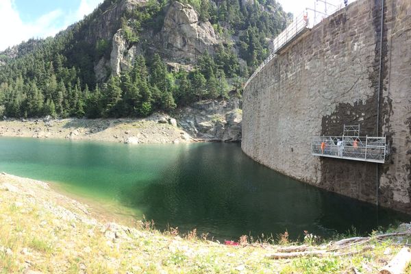 Rénovation du barrage des Mesches