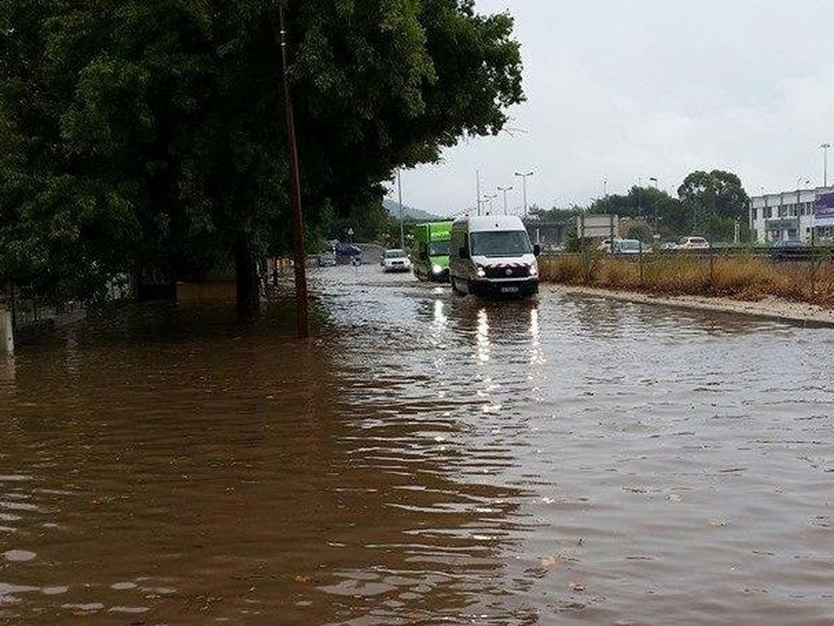 Inondations Et Orages Dans Le Var Toulon Hyeres Sanary Six Fours Saint Cyr Bandol Et Olllioules Touches