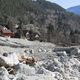 Saint-Martin-Vésubie le 24 mars 2021 : six mois après la catastrophe de la tempête Alex, le pont provisoire de la Maïssa dans le lit du Boréon.