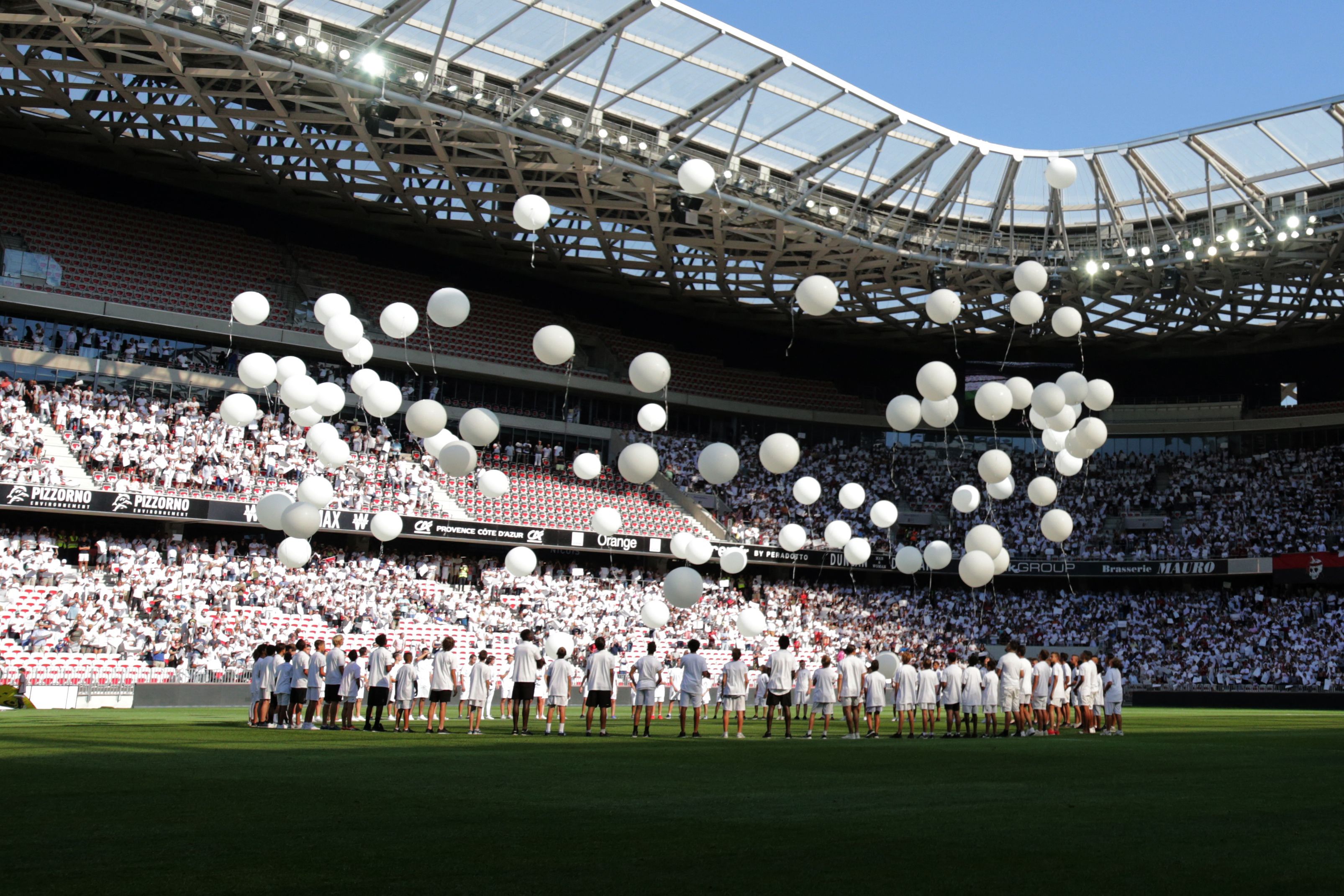 VIDÉO. Les 10 ans du stade Allianz de Nice en 10 souvenirs marquants en  images