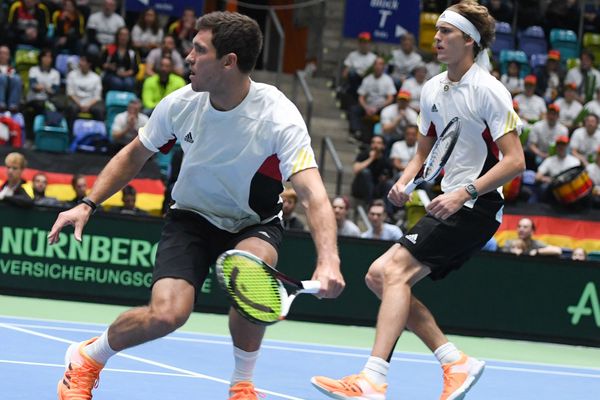 Les frères allemands, Mischa Zverev (à gauche) et Alexander, déjà en double pour la Coupe Davis, ouvrent le bal à Montpellier.